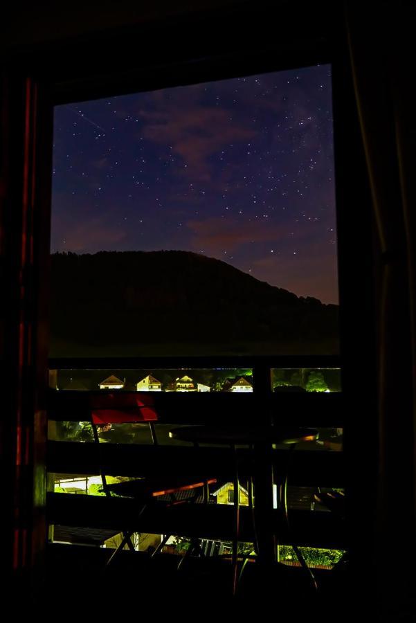 Ferienhaus Sonnendeck ซิมเมอร์อาท ภายนอก รูปภาพ
